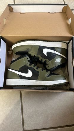 Air Jordan 1 Mid