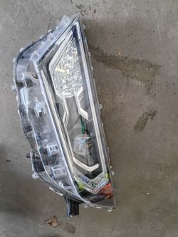 2019 RAV4 headlight assembly