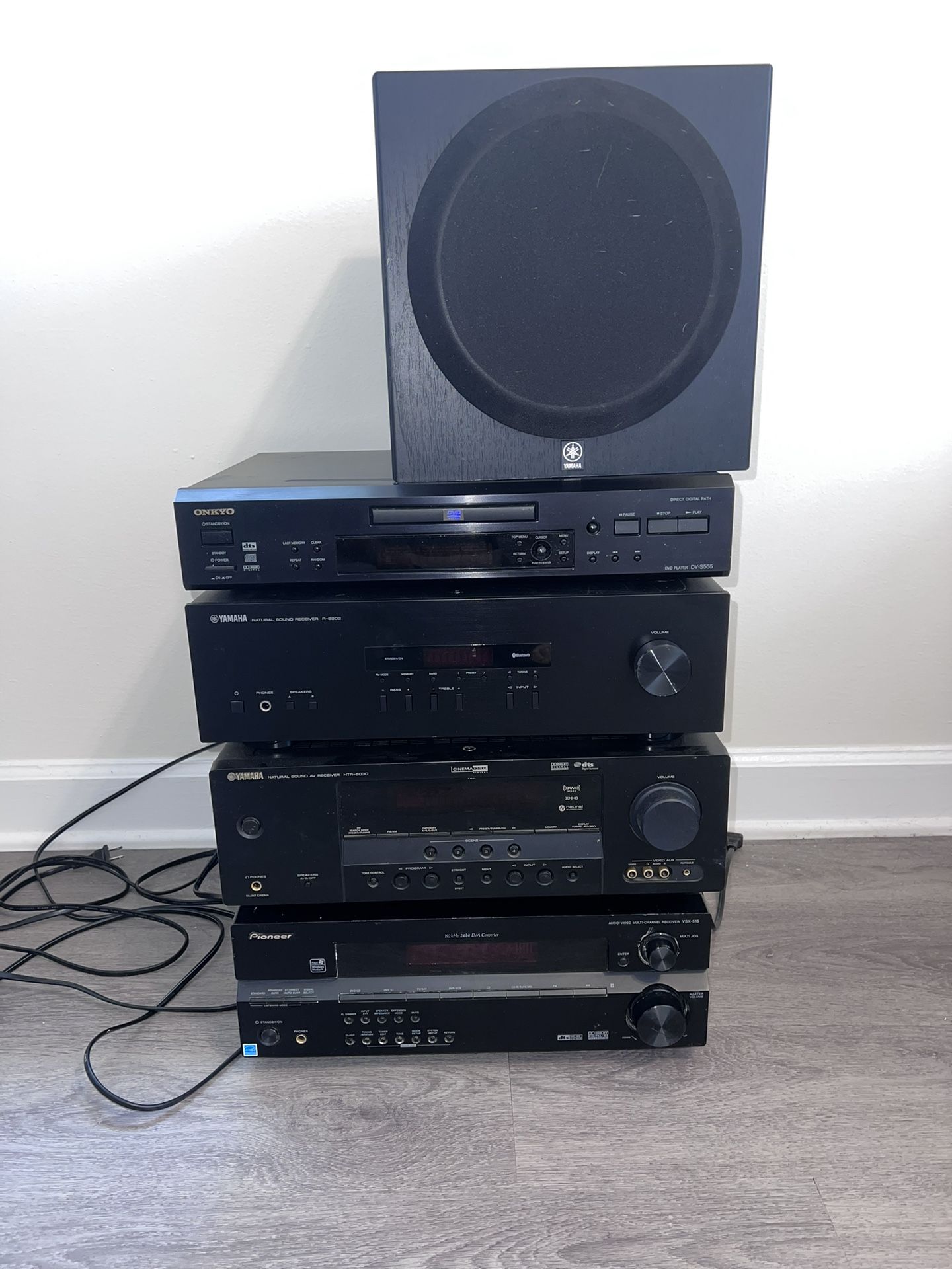 Yamaha, Pioneer, Onkyo, Yamaha R-S202 Bluetooth with remote