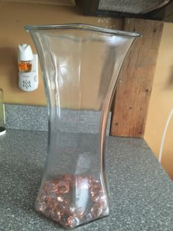 Glass vase