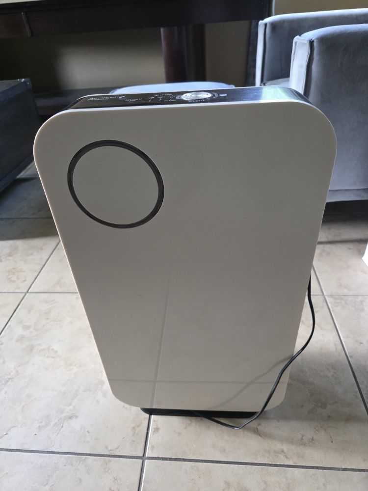 Newport 7500 Air purifier With Hepa Filter