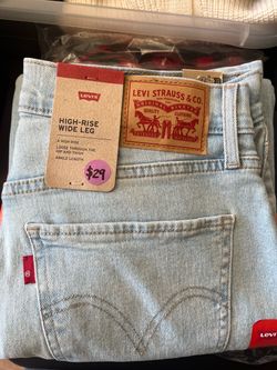 Women’s Levi’s Wide Leg