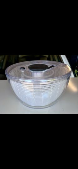 Oxo salad spinner