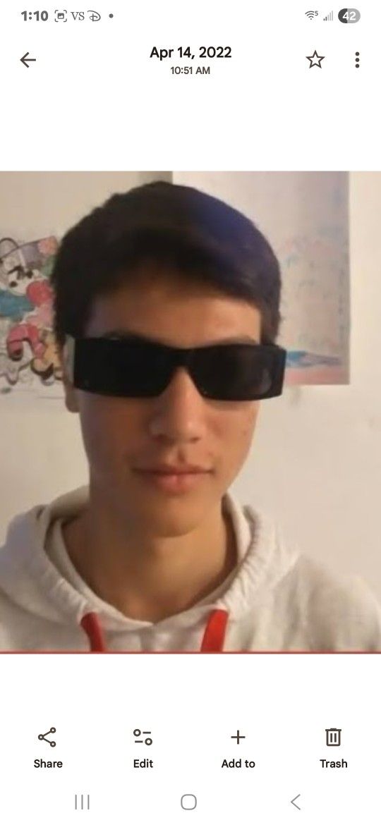 Shades/sunglasses Refurbished Great Condition