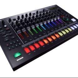 Roland TR-8S Rhythm Performer Drum Machine