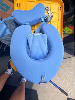 Mambo baby float w/ canopy