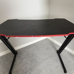 Gaming Desk/desk $40 OBO