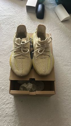 Yeezy boost 350 v2