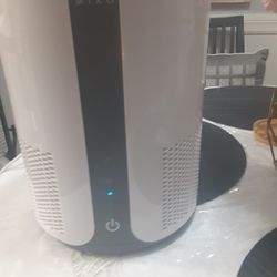 Air  Purifier HEPA. quiet sounds,  digital function 3 speeds 