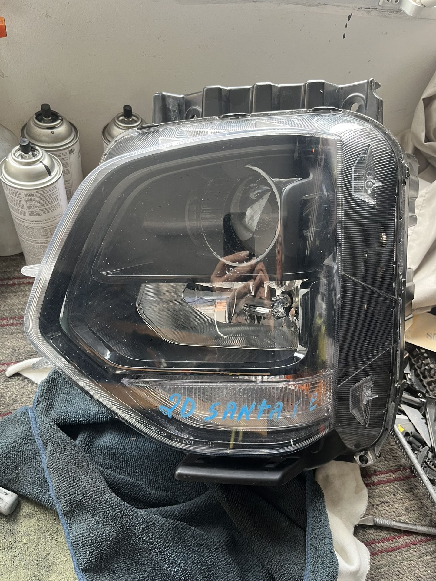 2020 Hyundai Santa Fe Left Headlight