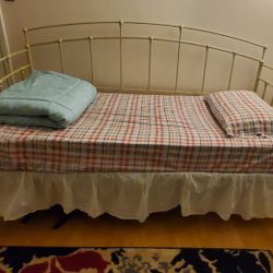 Fenton Fashion- Twin Bed frame With Mattress (White)