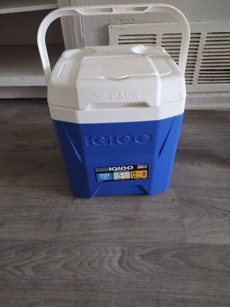 Igloo Cooler Mpu 5$