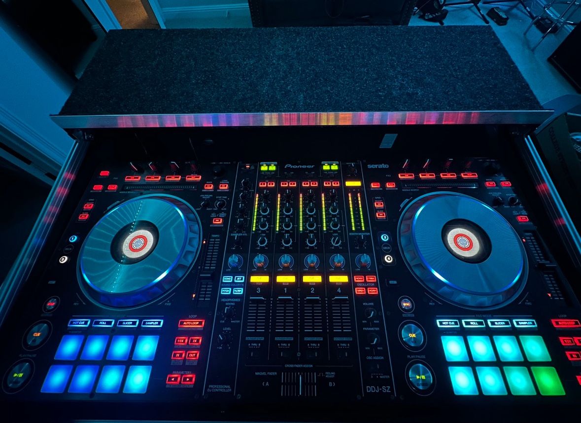Pioneer DDJ-SZ with carrying case