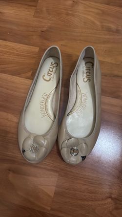 Shoes women 8 1/2