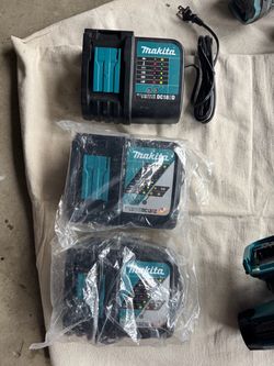 Makita battery chargers