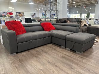 Amazing Deal‼️Gorgeous Grey Pull Out Sleeper Sectional On Sale now $1099