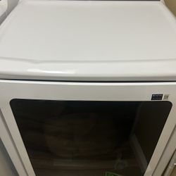 SAMSUNG WASHER AND DRYER LIKE BEW USED THREE  MONTHS