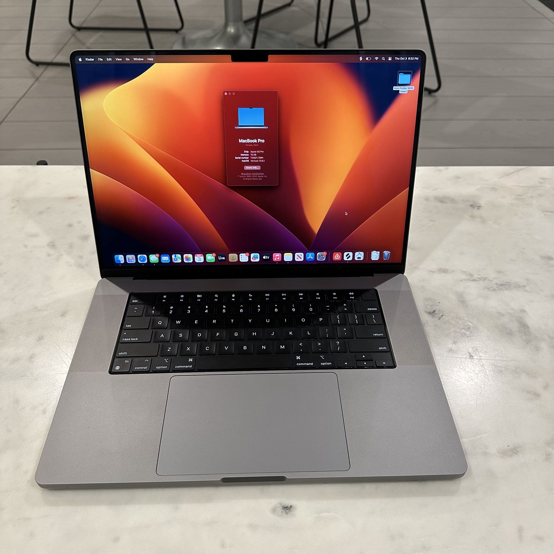 Apple MacBook Pro 16" - M2 Pro- 16GB RAM- 512 GB SSD- Space Gray 2023