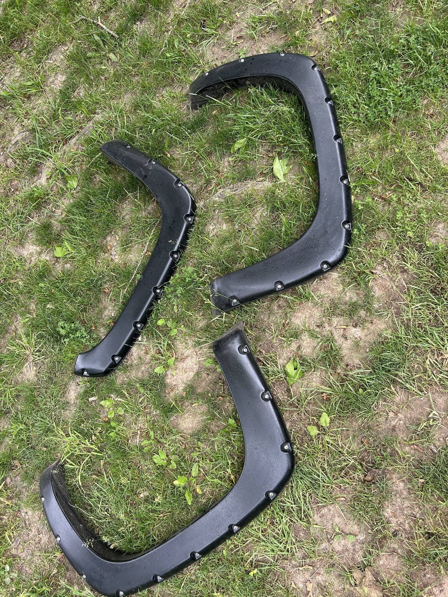 03-07 Chevy Fender Flares
