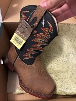Toddler boots