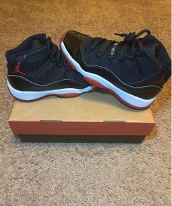 Jordan 11's Bred 7y/Men's 7/ Women's 8.5