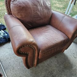 Comfy leather couch 