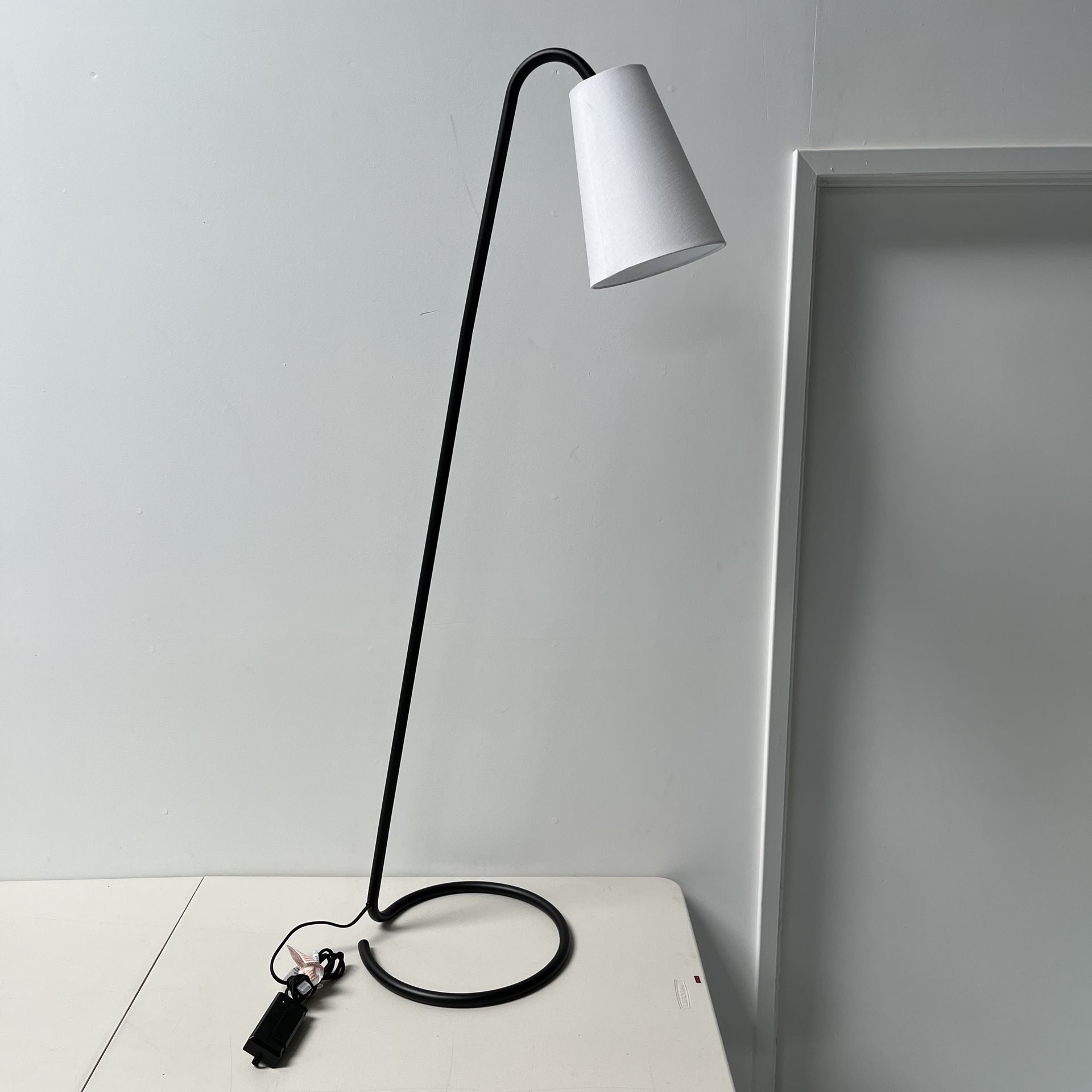 Pallet Of Floor Lamps Brand New House