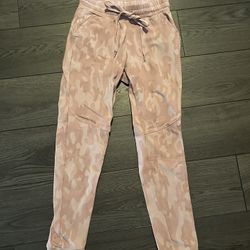 Buffbunny Joggers Small Pink Camo