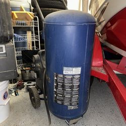 Campbell Hausfeld 20 Gal. Air Compressor 