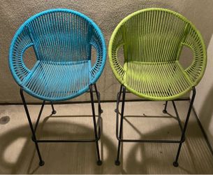 Outdoor Patio Chairs Set of 2 - Patio/Balcony Furniture - Excellent Working Condition