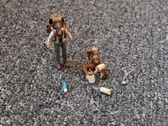 Schleich Veterinarian & Baby Orang-Utan (42353)