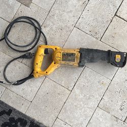 Dewalt DW304P Reciprocating Saw
