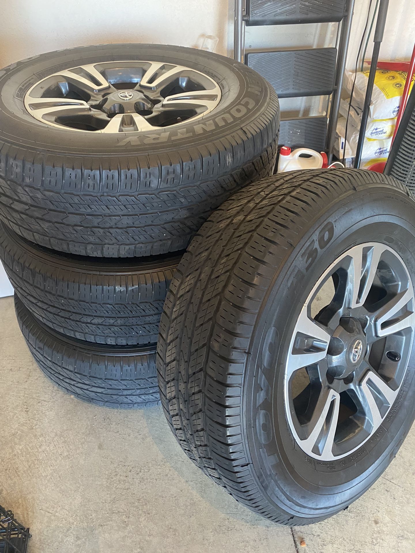 Toyota, Tacoma Wheels Set