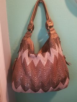 Cute Brown Gold Tone Purse. Size Large..Good Condition!