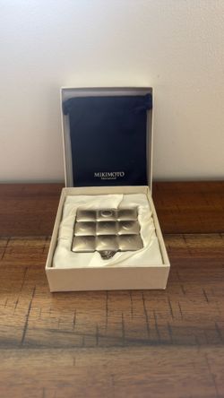 Mikimoto International Pill Purse Mirror