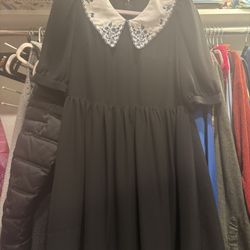 black and white “gothic” dress perfect for halloween 