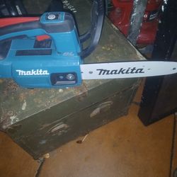 Makita Battery Operated Chainsaw