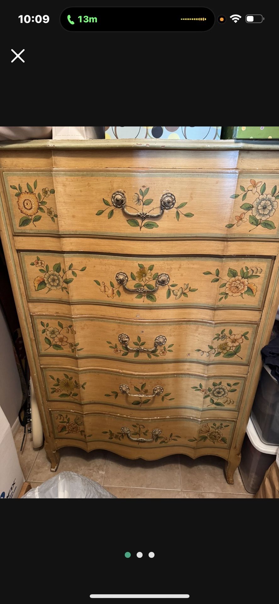 Solid Wood Dresser with 5 Drawers