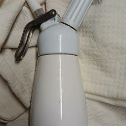 Whipped Cream Dispenser 500 ml