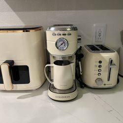 Kitchen Appliances - Like New 