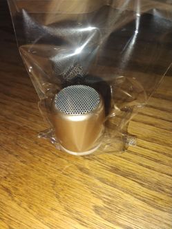 Rechargeable mini Bluetooth speaker