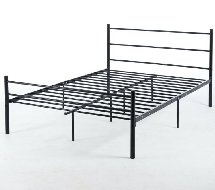 Full platform black metal bed