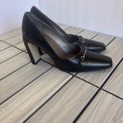 Nine West Black Square Toe Heals Size 9