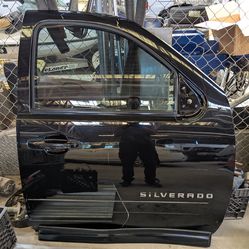 2007-2013 Chevrolet Silverado Extended Cab Front Black Left or Right Door OEM