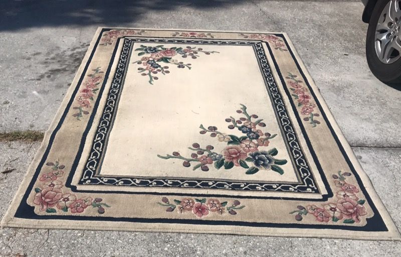 Area Rug "WINDFLOWER LAMBSWOOL" for Sale in Palm Harbor, FL OfferUp