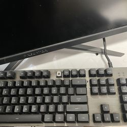 Logitech Keyboard 