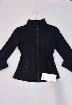 Black Lululmeon define jacket