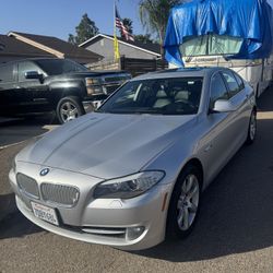 BMW 2013 550i