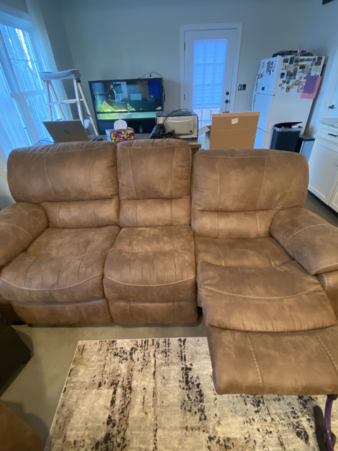 $200 Reclining Couches