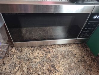 Microwave with air fryer